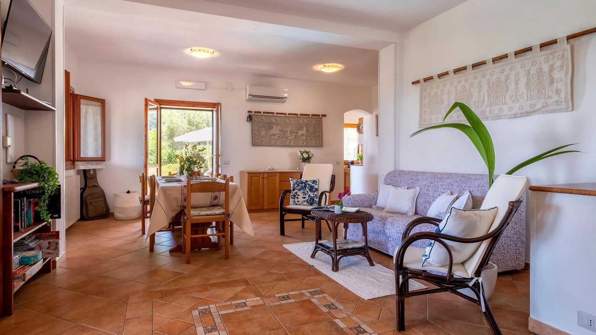 Alghero Villa Barranch con piscina vista mare per 6 persone Italia
