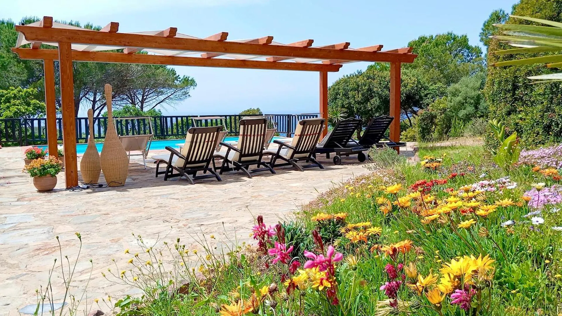 Alghero Villa Barranch con piscina vista mare per 6 persone